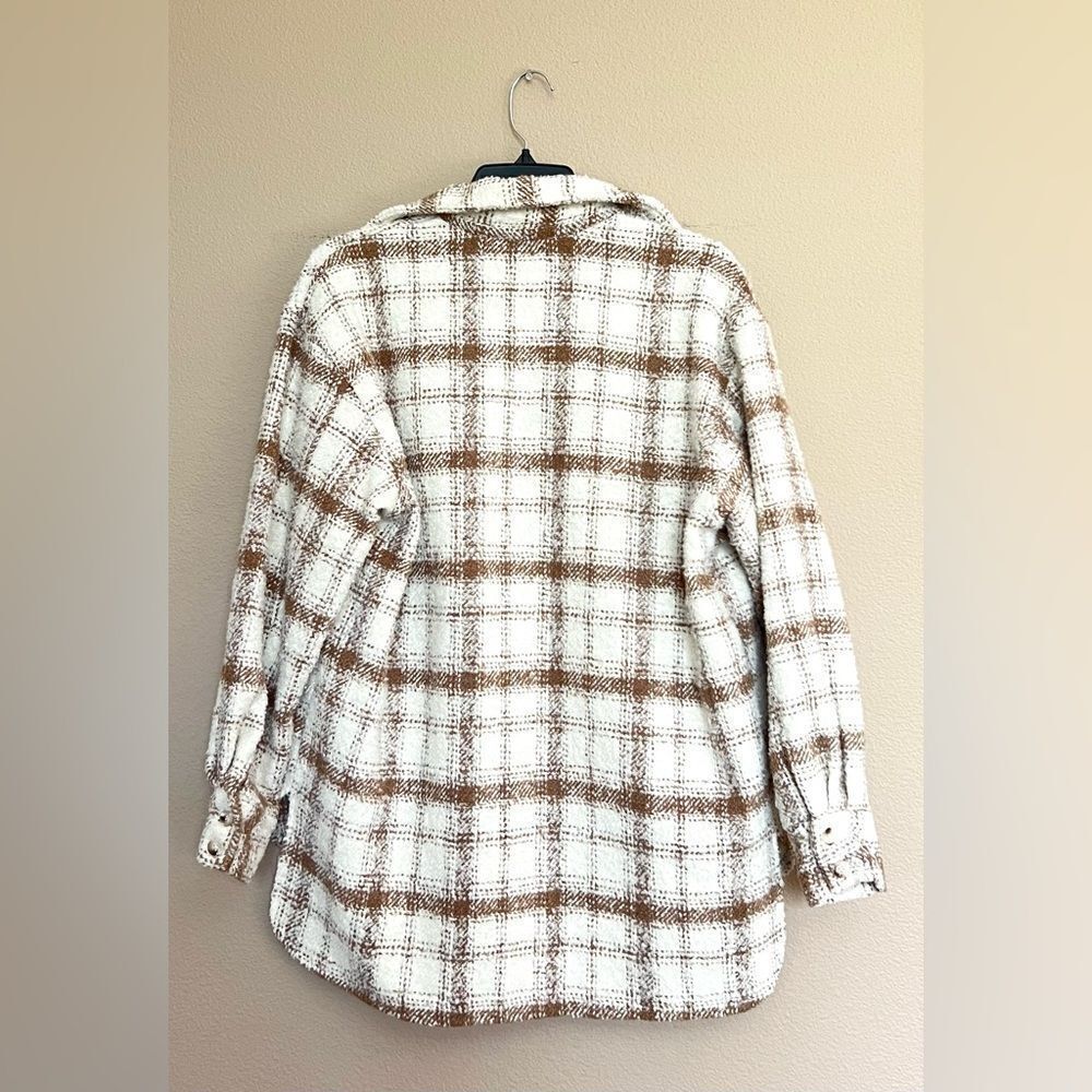 Oversized Beige Plaid Shacket - Picture 5 of 5